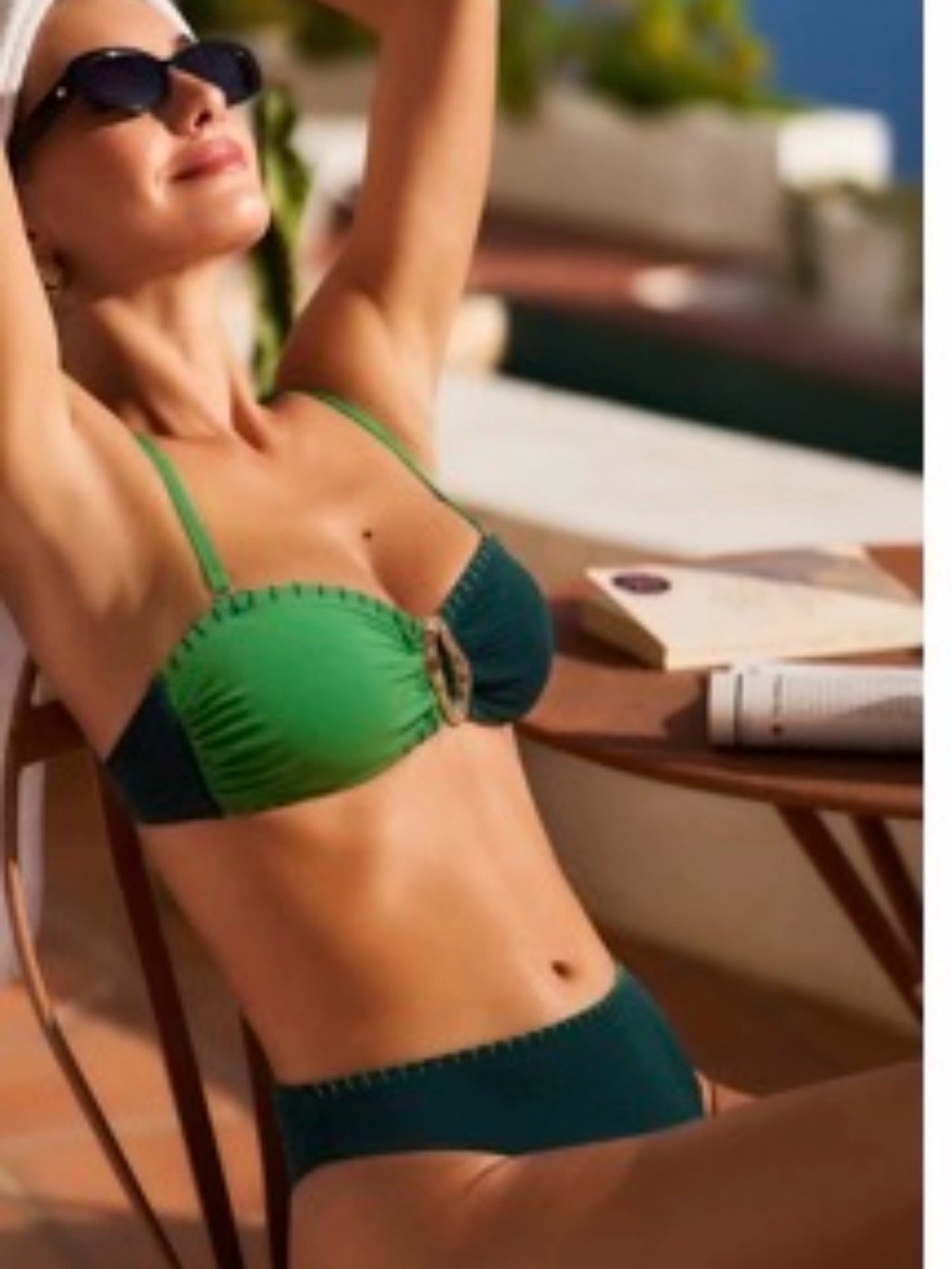 Cupshe Two-Tone Green Bandeau Bikini Set with Decorative Ring